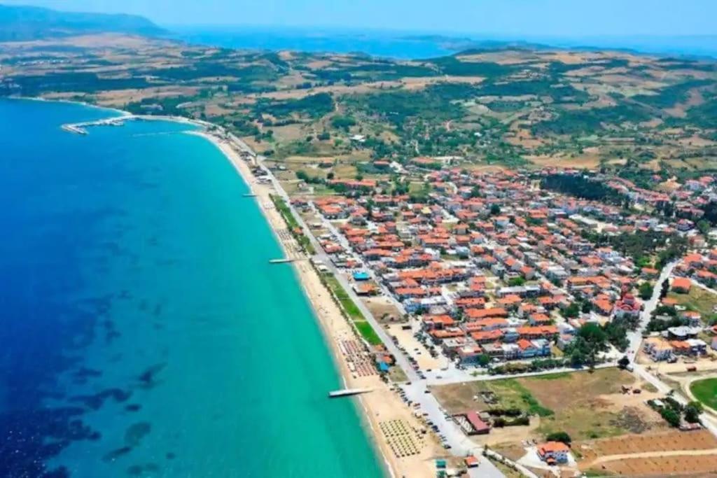 Renovated Apartment 300M From The Sea Ierissós Zewnętrze zdjęcie